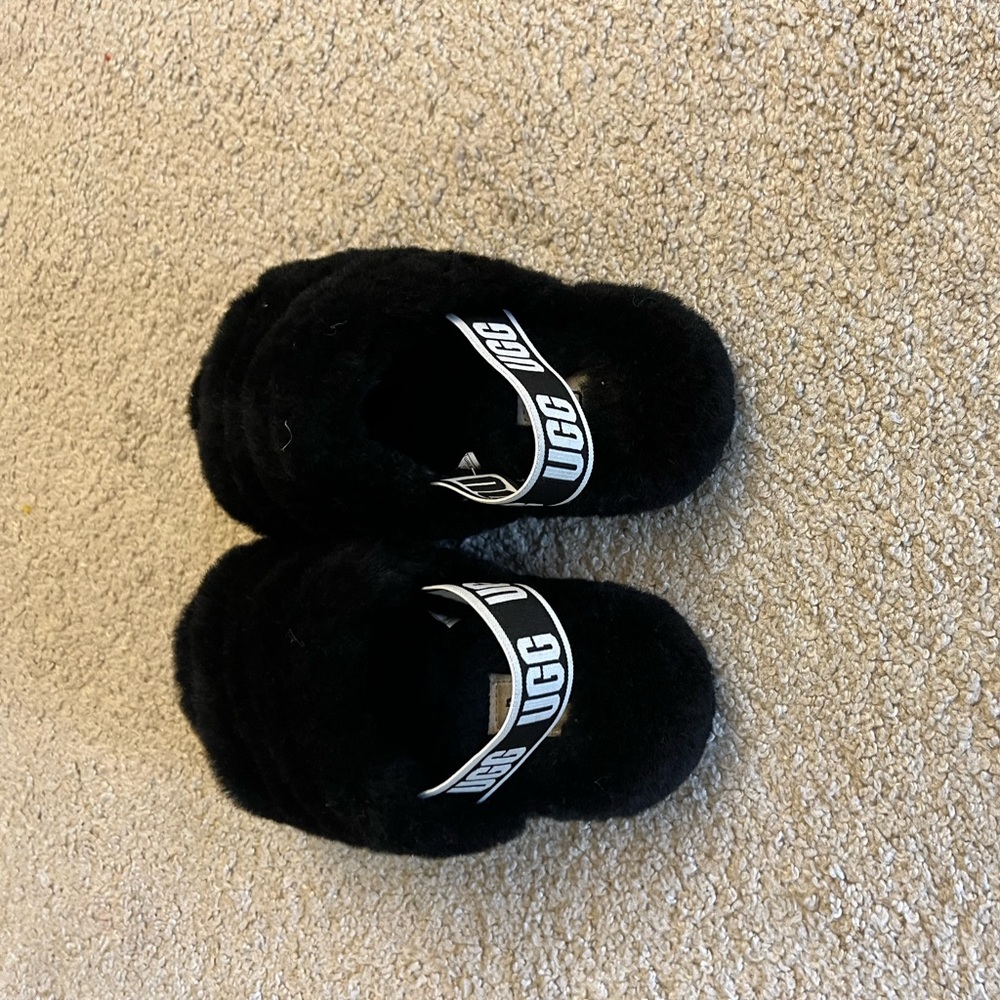 Girls Ugg Sandals